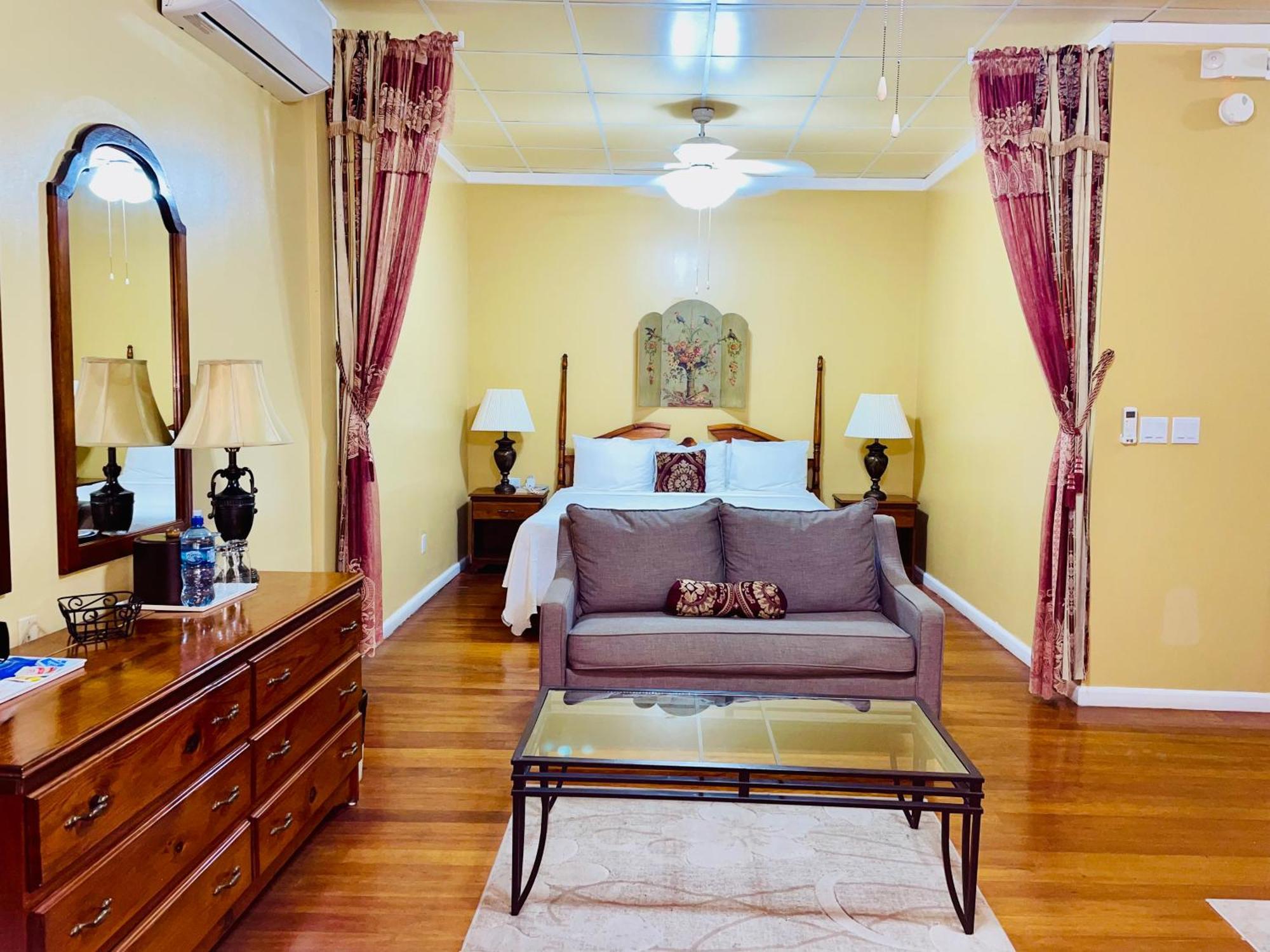 The Great House Inn Белиз Сити Екстериор снимка