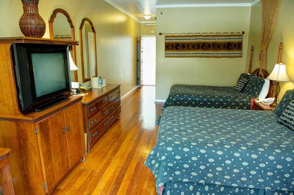 The Great House Inn Белиз Сити Екстериор снимка